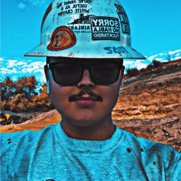 Meet your Posher, Kenny - Picture 3 of 4